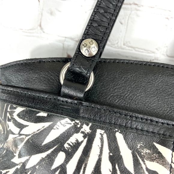 Patricia Nash  Black and White Floral Women's Bag - Picture 5 of 15